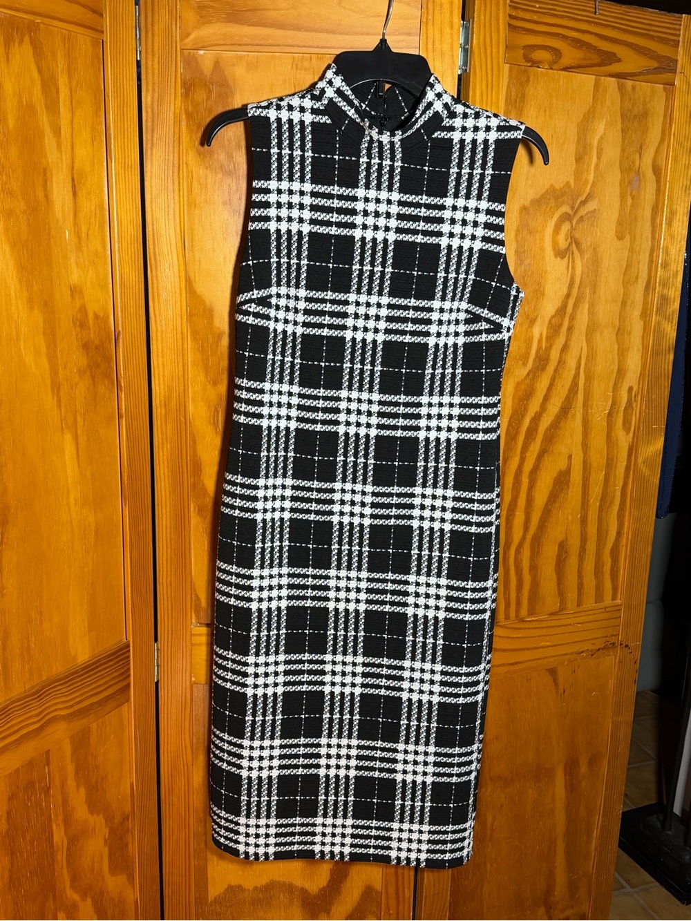 Sleeveless Black & White Plaid Sheath Dress w/ Mock Neck |Sz S|Academia